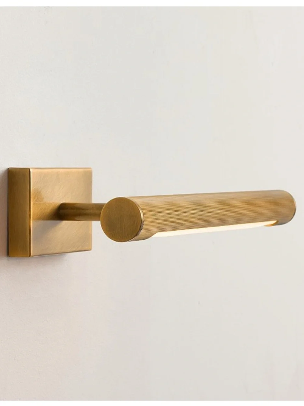 Williams Sonoma Pottery Barn Lawrence Ribbed Art Light Lamp Sconce Vintage Brass